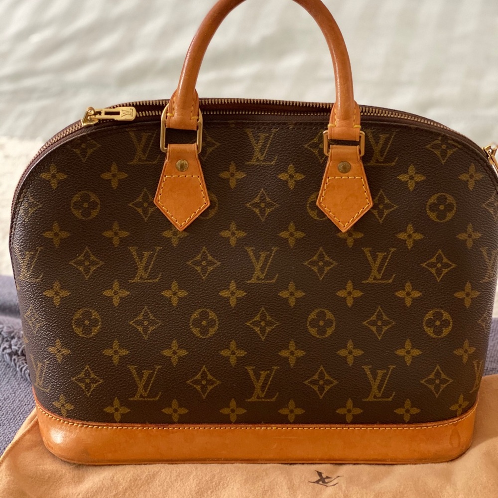 Louis Vuitton alma monogram - Picture 1 of 11